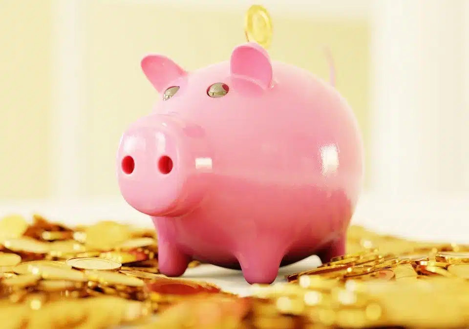 whos paying for christmas ukds blog money blog festive piggy bank